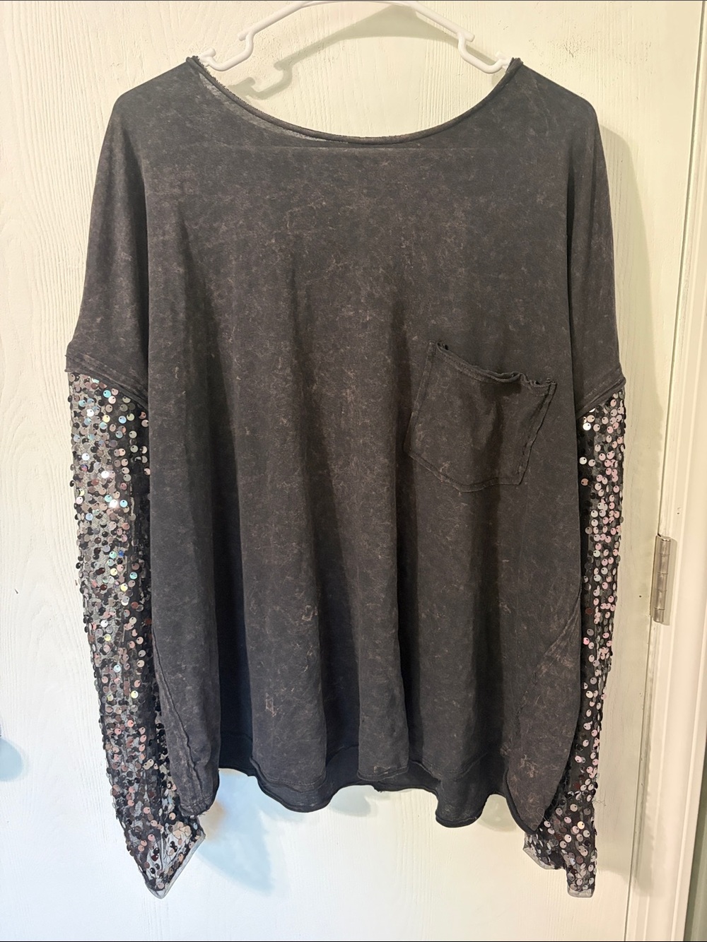 Free People Celine Tee Sequined Embellished Sleeve Oversized Twofer Top Sz Large - Picture 4 of 8